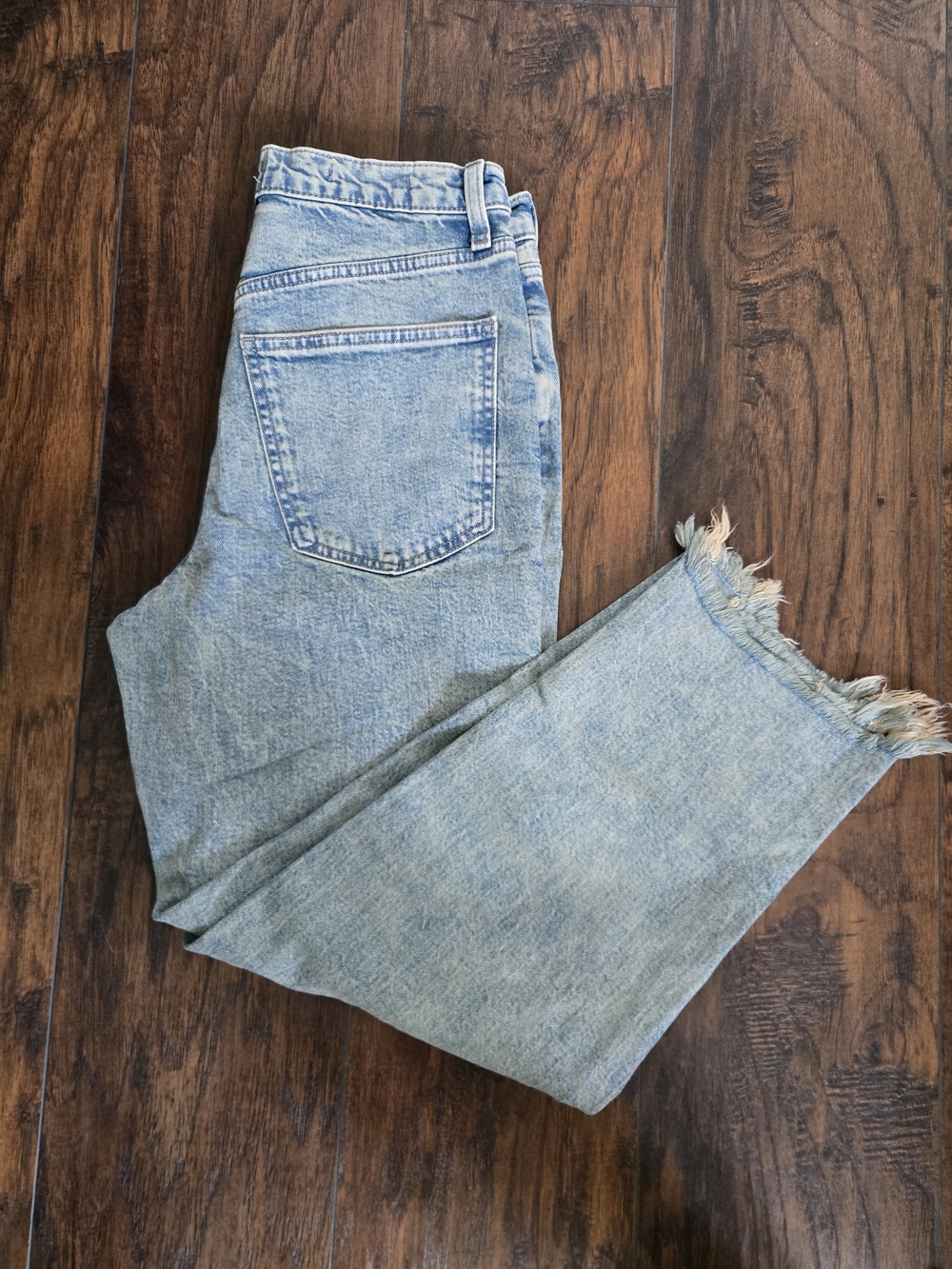 Universal Thread Light Wash Straight Leg Jeans with Raw Hem
